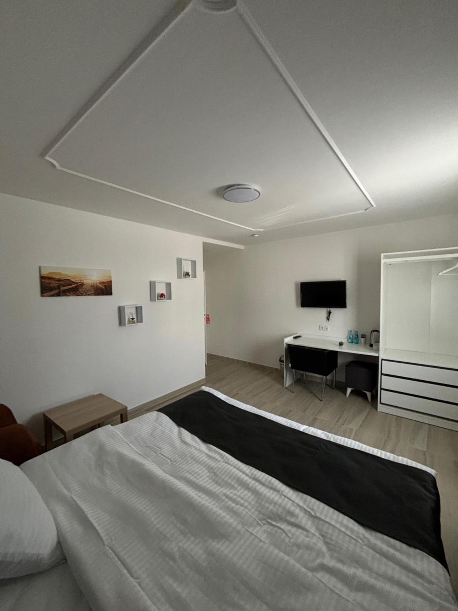 Dido Diamond Hotel Dietzenbach Exterior photo